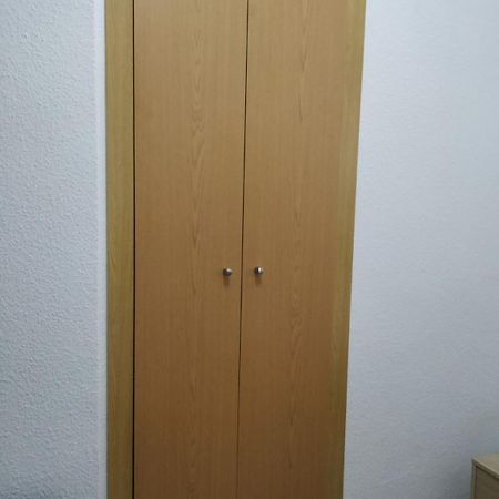 Hostal Cuatro Torres Madrid Extérieur photo